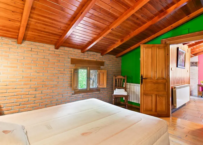 Lorences E Kır Evi *