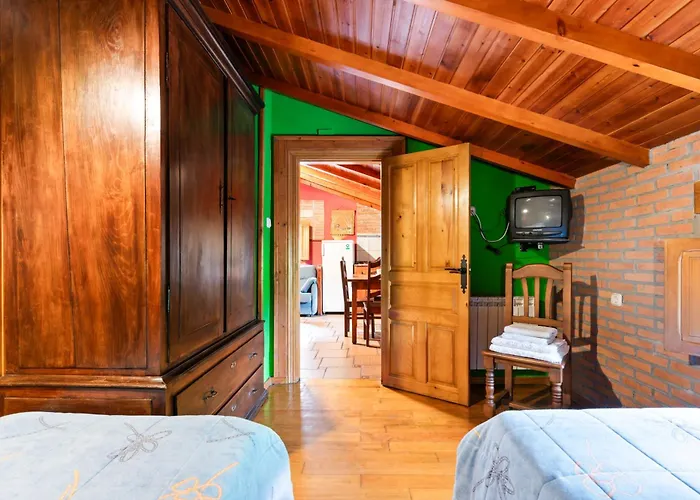 Lorences E * Caunedo